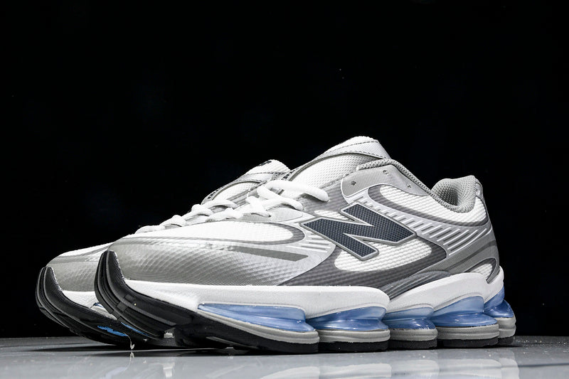 Tênis New Balance 2000