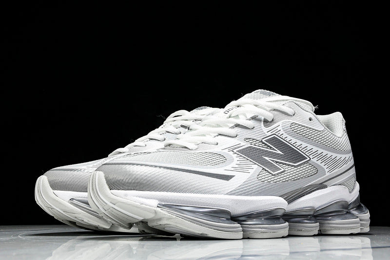 Tênis New Balance 2000