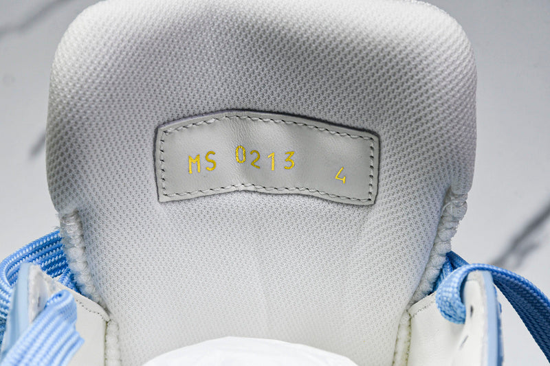 Tênis Louis Vuitton