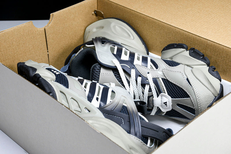 Tênis Adidas XLG