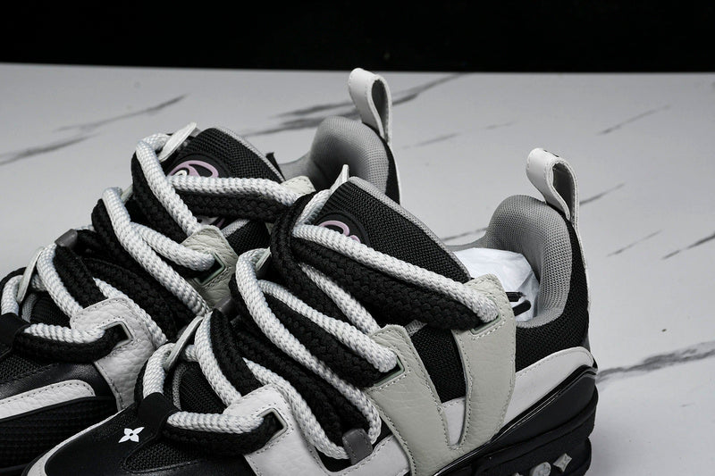 Louis Vuitton Sneaker