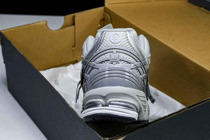 New Balance 1906