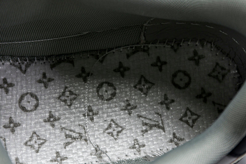Tênis Louis Vuitton