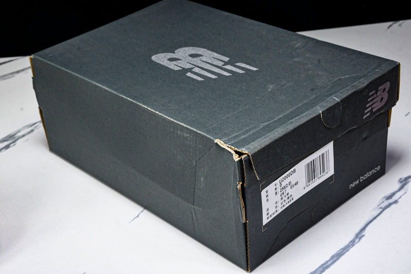 Tênis New Balance 2000