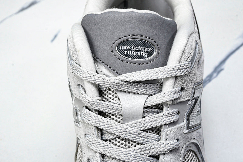 New Balance 2002