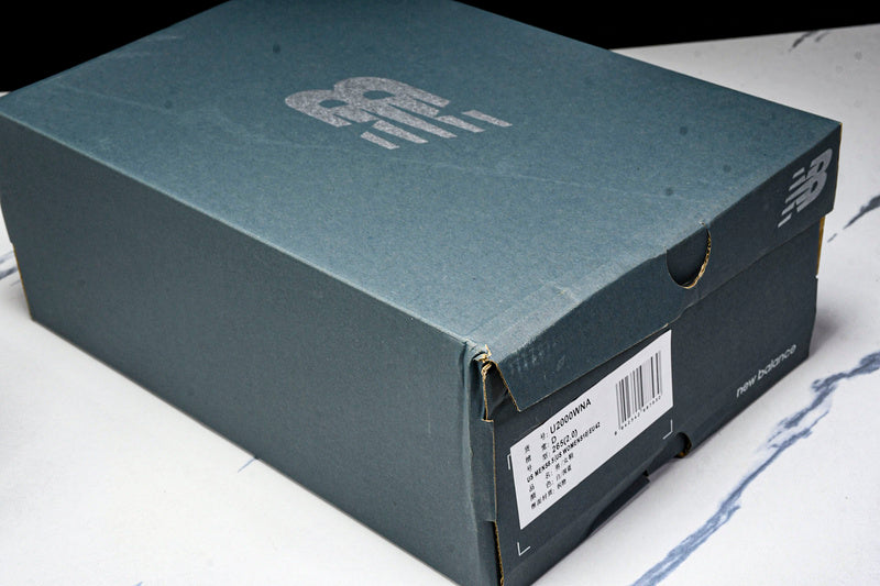 Tênis New Balance 2000