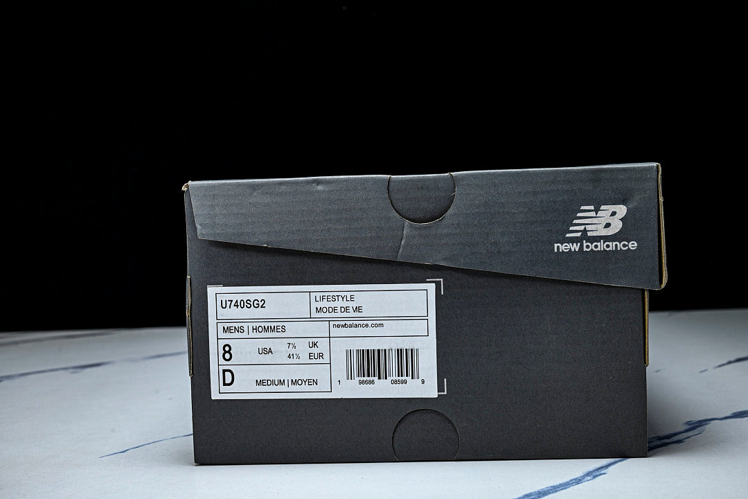 New Balance 740