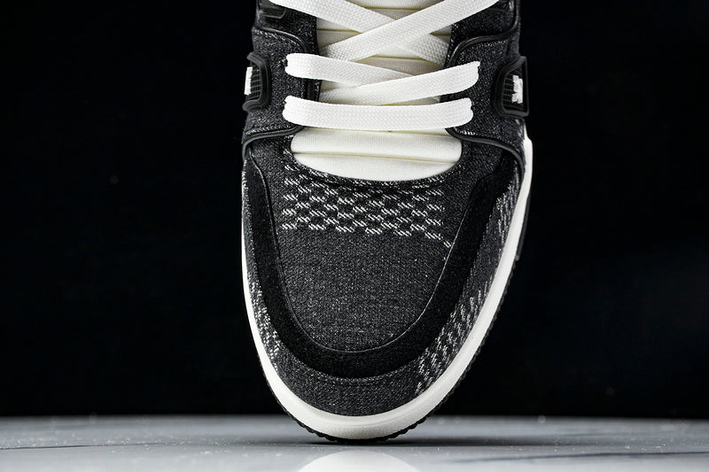 Louis Vuitton Sneaker