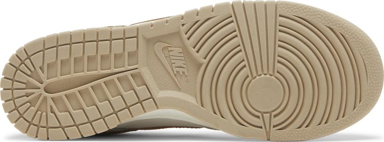 Nike Dunk Low 'Swoosh Dourado'