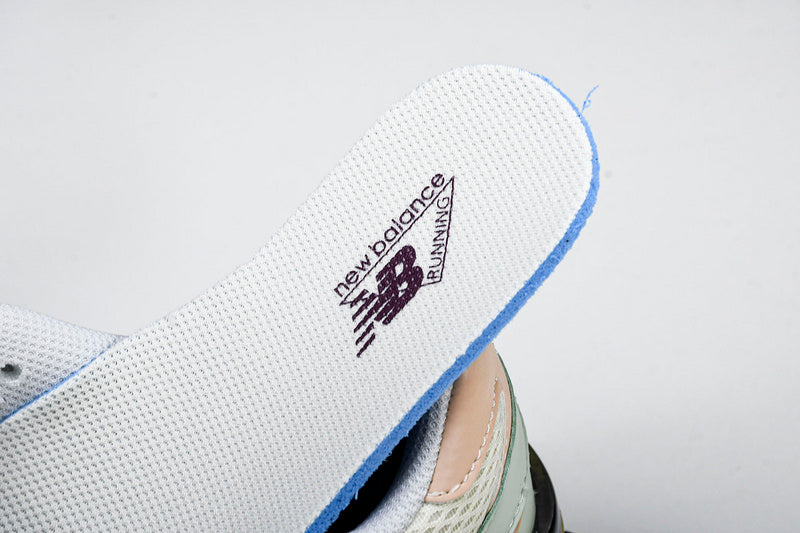 New Balance 9060 OLIVINE