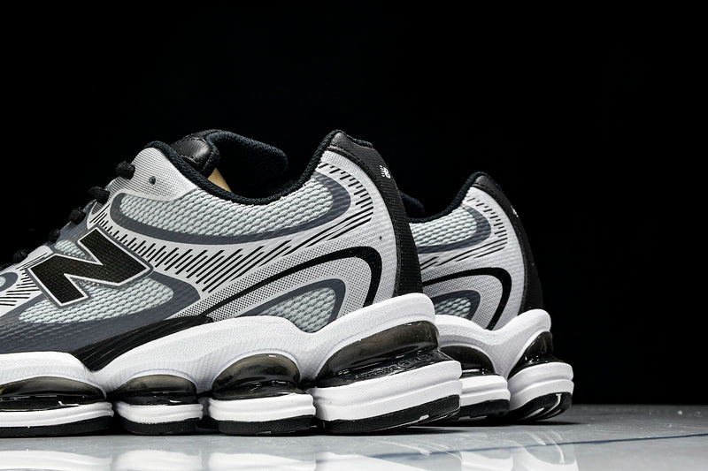 Tênis New Balance 2000