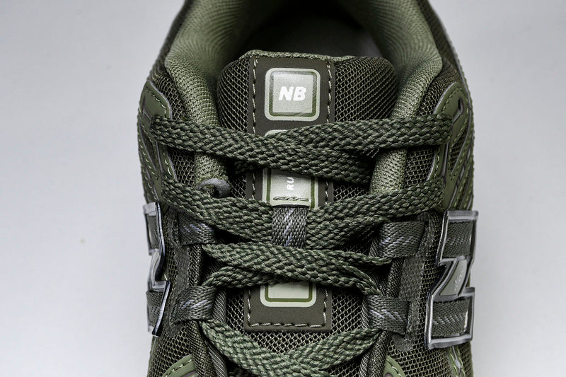 New Balance 1906