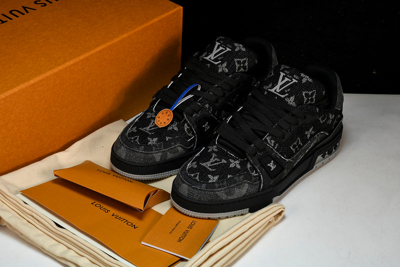 Louis Vuitton Sneaker