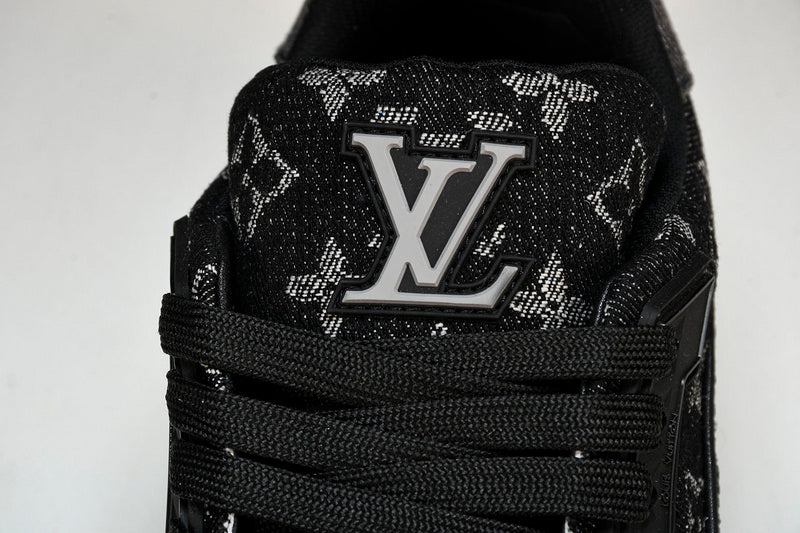 Louis Vuitton Sneaker