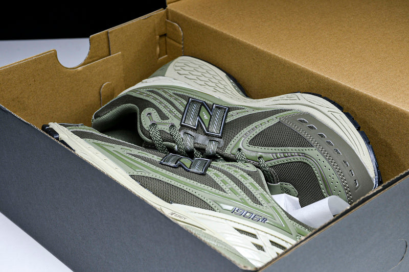 New Balance 1906