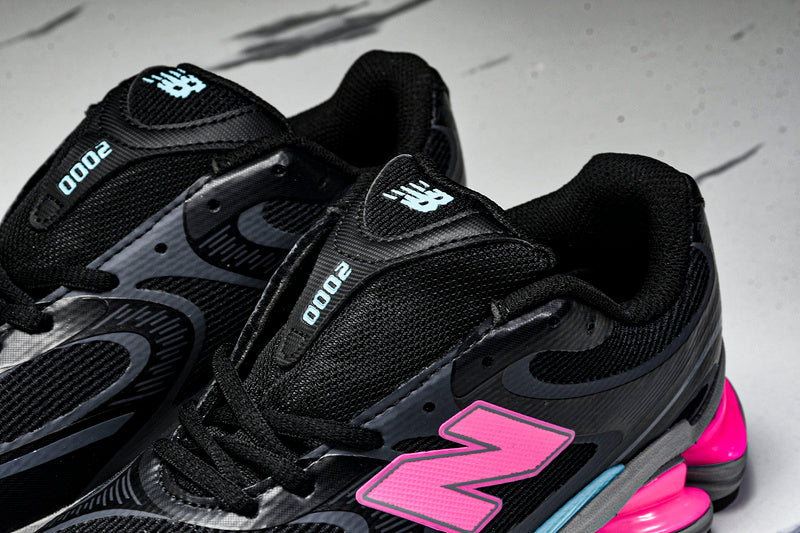 Tênis New Balance 2000