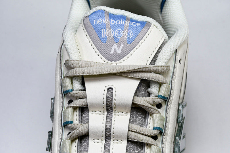 New Balance 1000