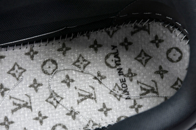 Tênis Louis Vuitton