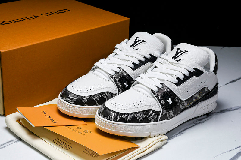 Louis Vuitton Sneaker