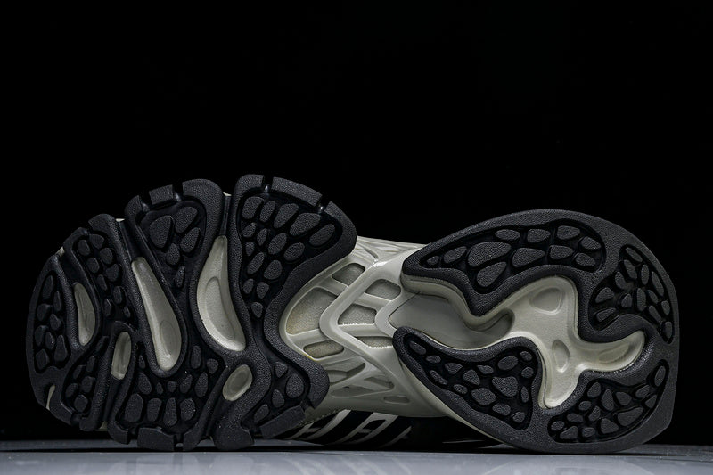 Tênis Adidas XLG