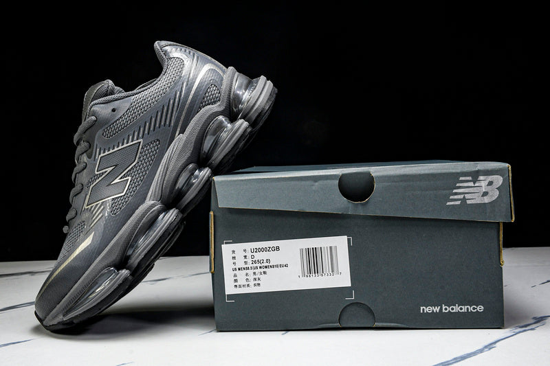 Tênis New Balance 2000