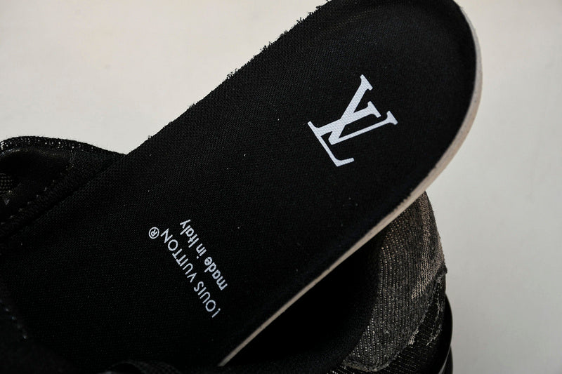 Louis Vuitton Sneaker