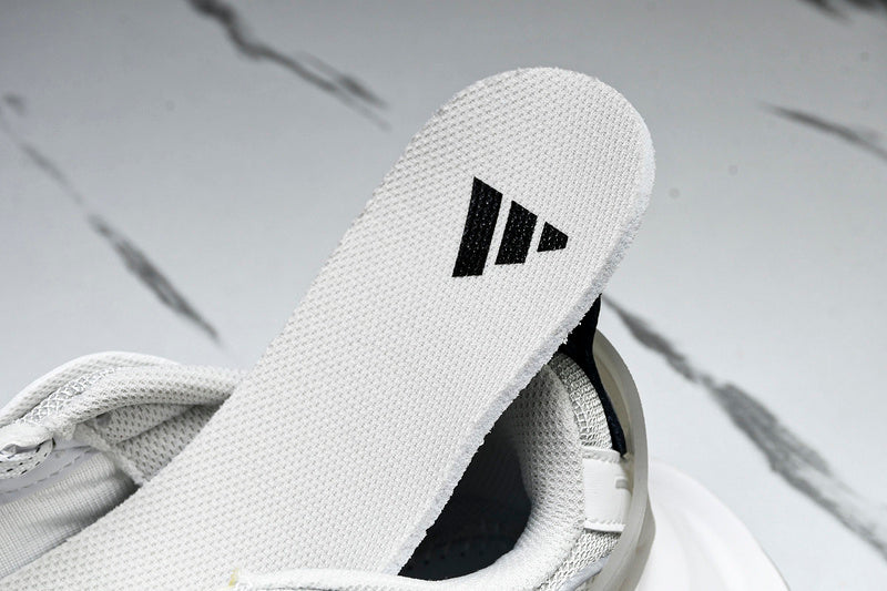 Adidas XLG Sneakers