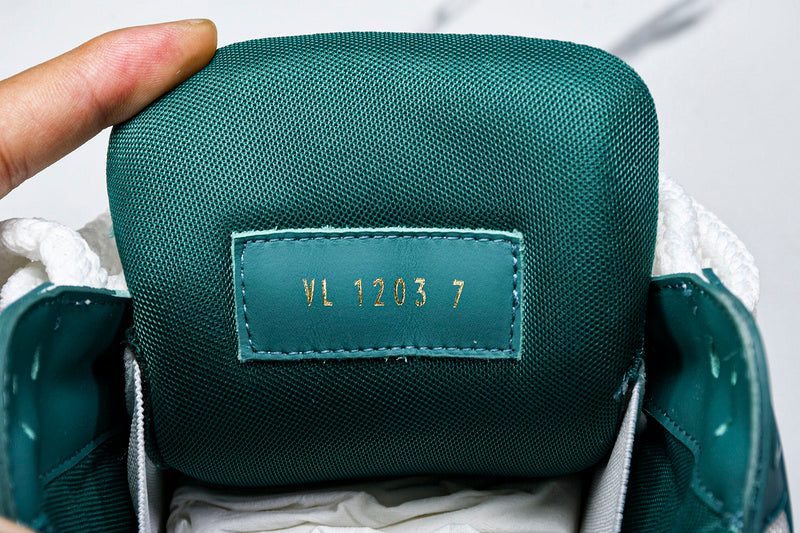 Louis Vuitton Sneaker