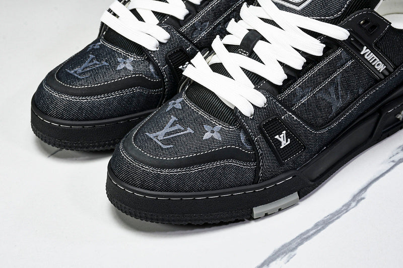 Tênis Louis Vuitton
