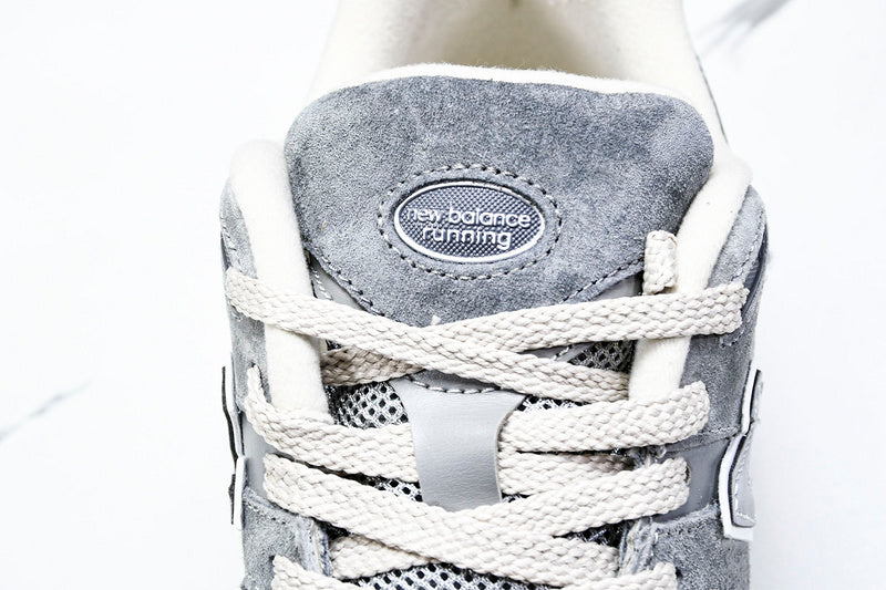 New Balance 2002