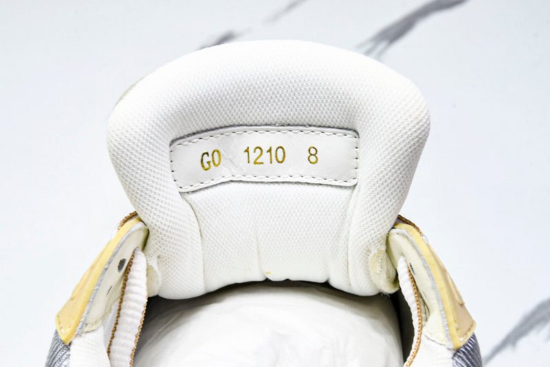 Louis Vuitton Sneaker