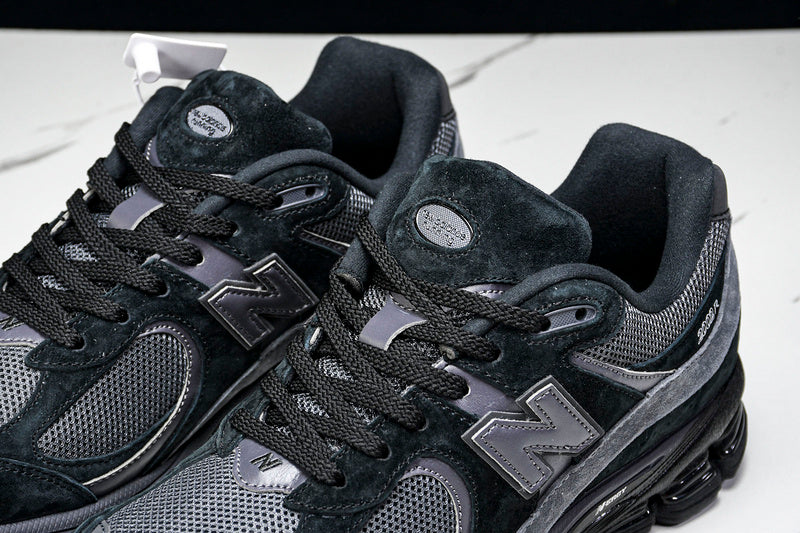 New Balance 2002