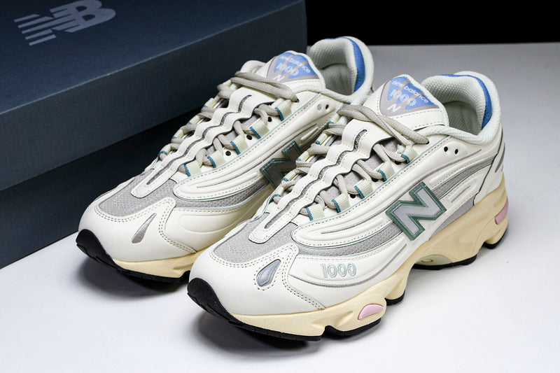New Balance 1000