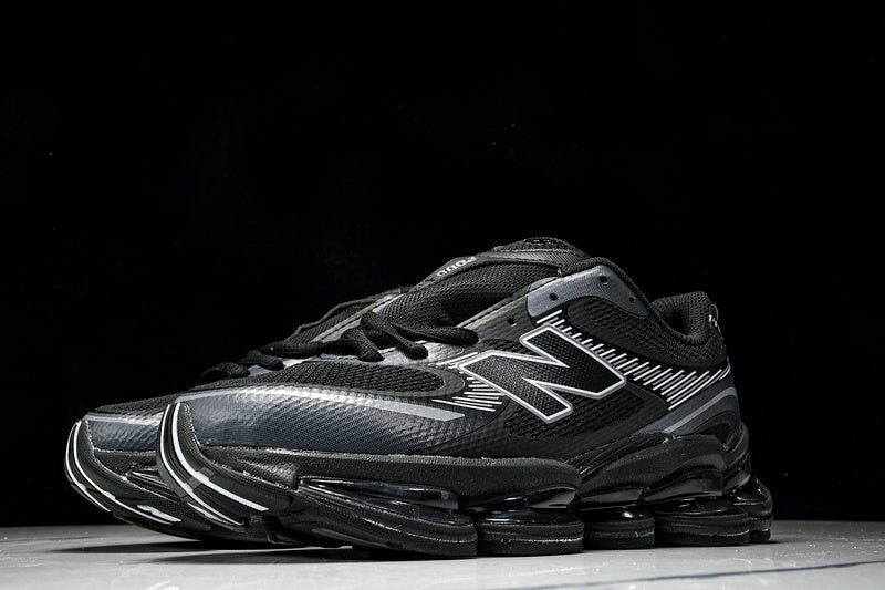 Tênis New Balance 2000