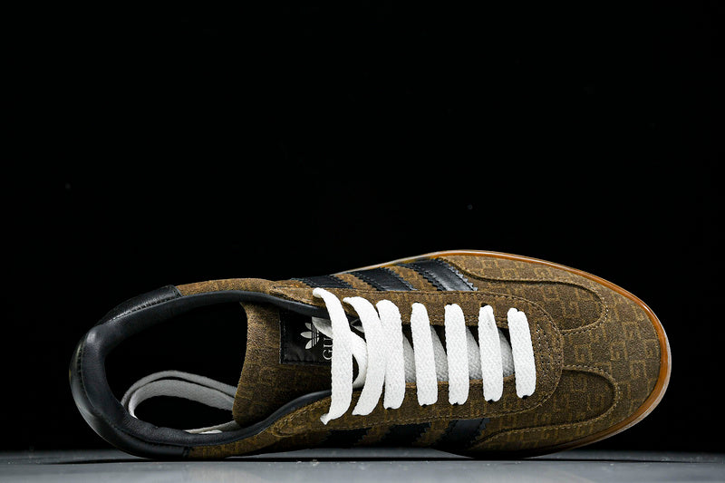 Tênis Adidas Gazelle Gucci