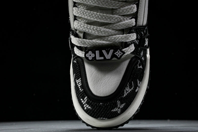 Louis Vuitton Sneaker