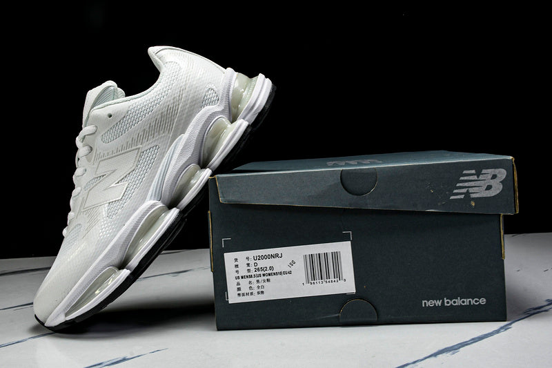 Tênis New Balance 2000