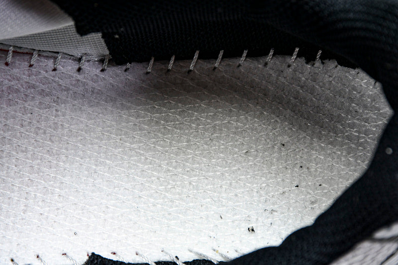 Tênis New Balance 2000