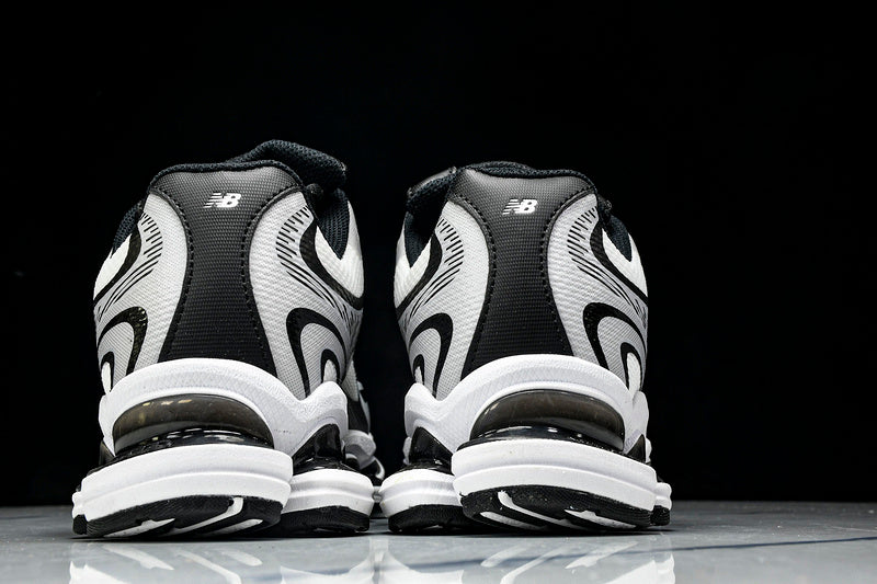 Tênis New Balance 2000
