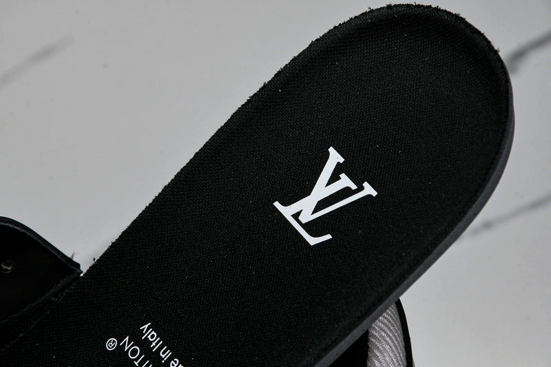 Louis Vuitton Sneaker