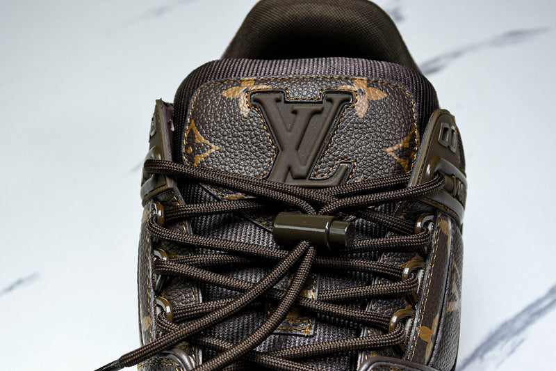 Tênis Louis Vuitton