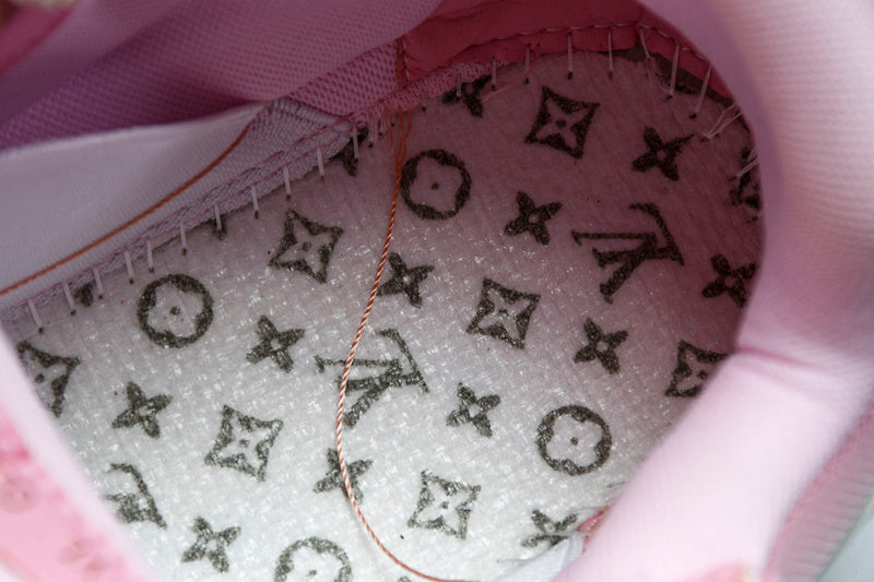 Louis Vuitton Sneaker