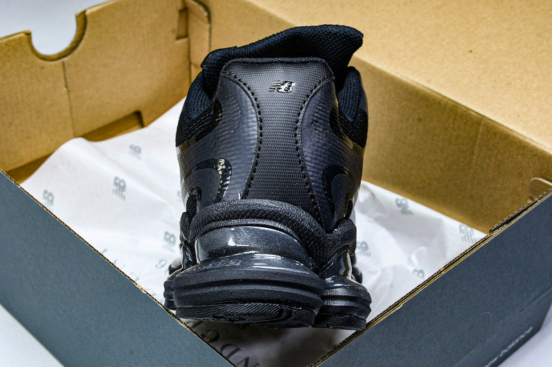 Tênis New Balance 2000