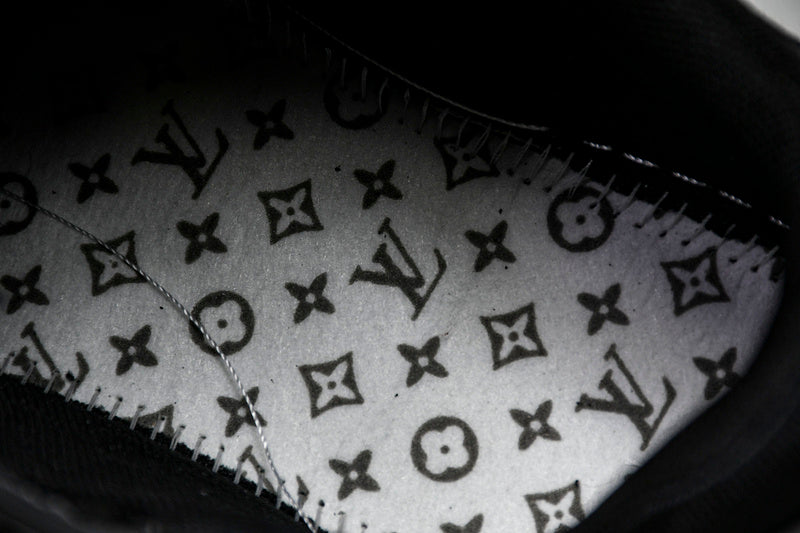 Louis Vuitton Sneaker