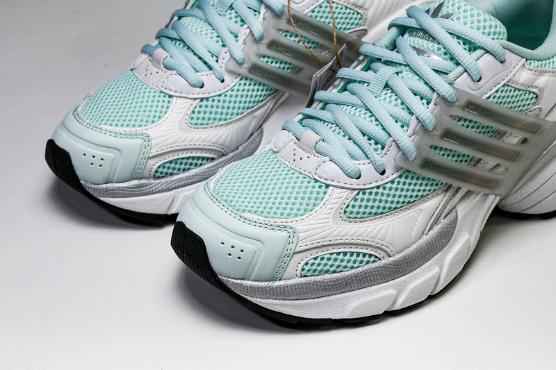 Tênis Adidas XLG