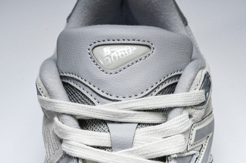 New Balance 9060 OLIVINE