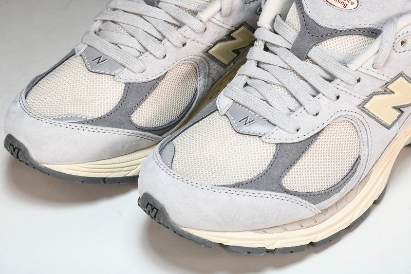 New Balance 2002