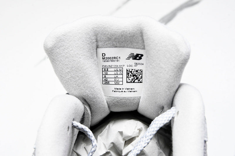 New Balance 2002