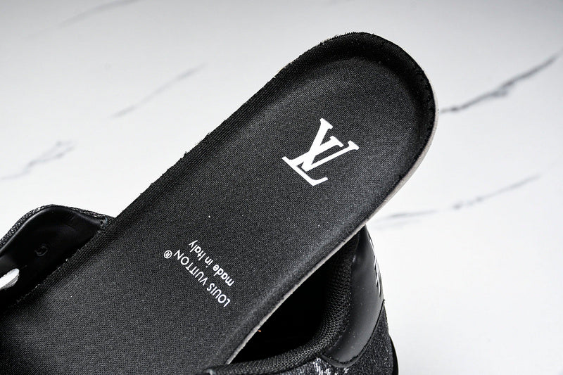 Louis Vuitton Sneaker