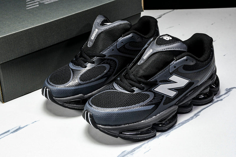 Tênis New Balance 2000